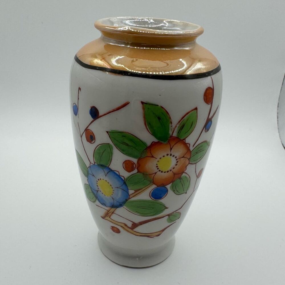 Vintage Vase / Floral Design / Lusterware / hand painted / iridescent / EUC